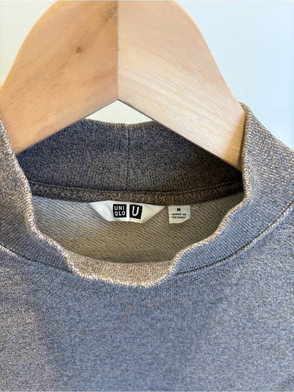 Uniqlo Unisex Crewneck Sweater in Taupe